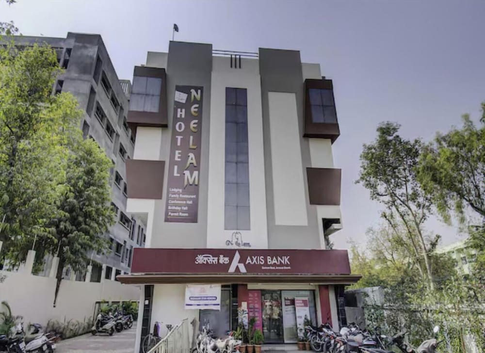 Hotel Neelam