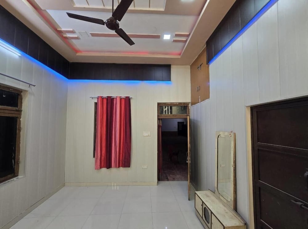 Bharat Resort Budrai