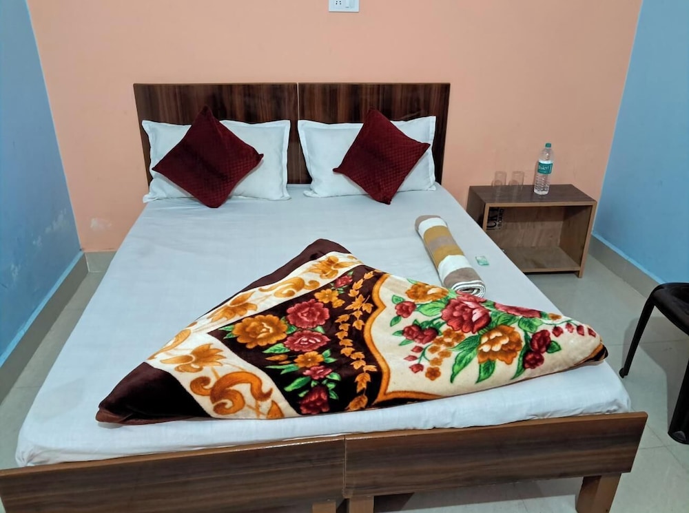 Hotel Mountain Paradise Barkot