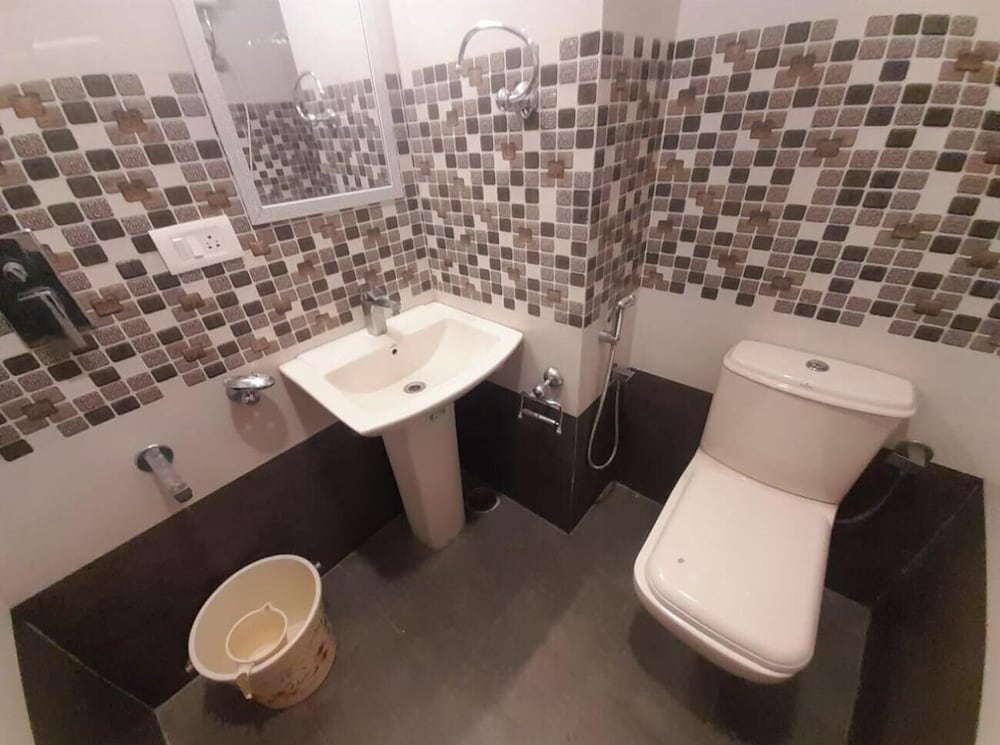 Hotel Sharma Guest House