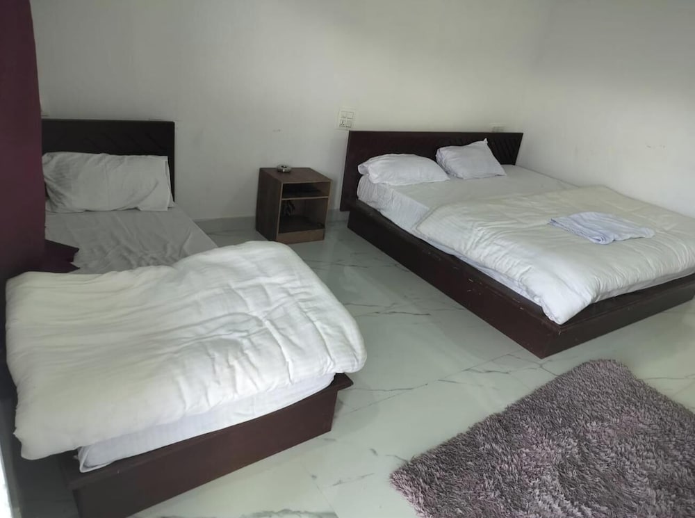 MahaGauri Hotel & Resort