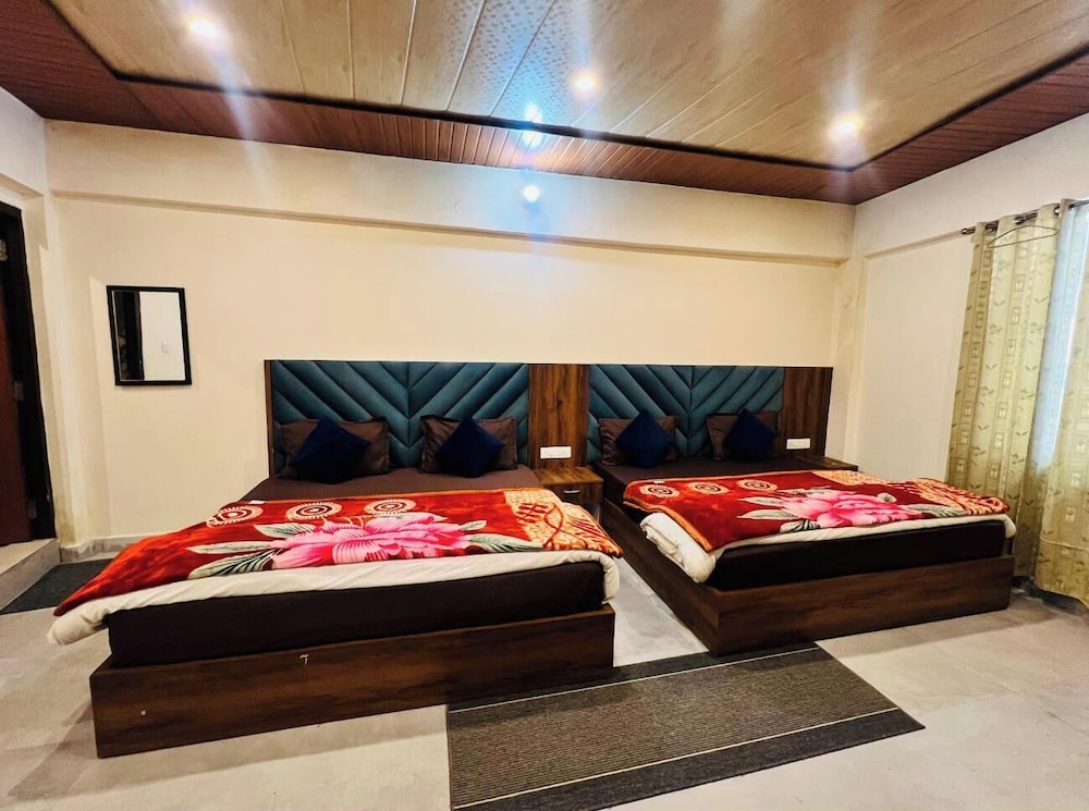 Hotel Maa Bhuvneswari