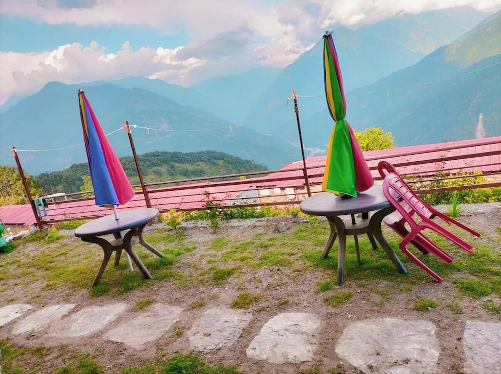 MahaGauri Hotel & Resort