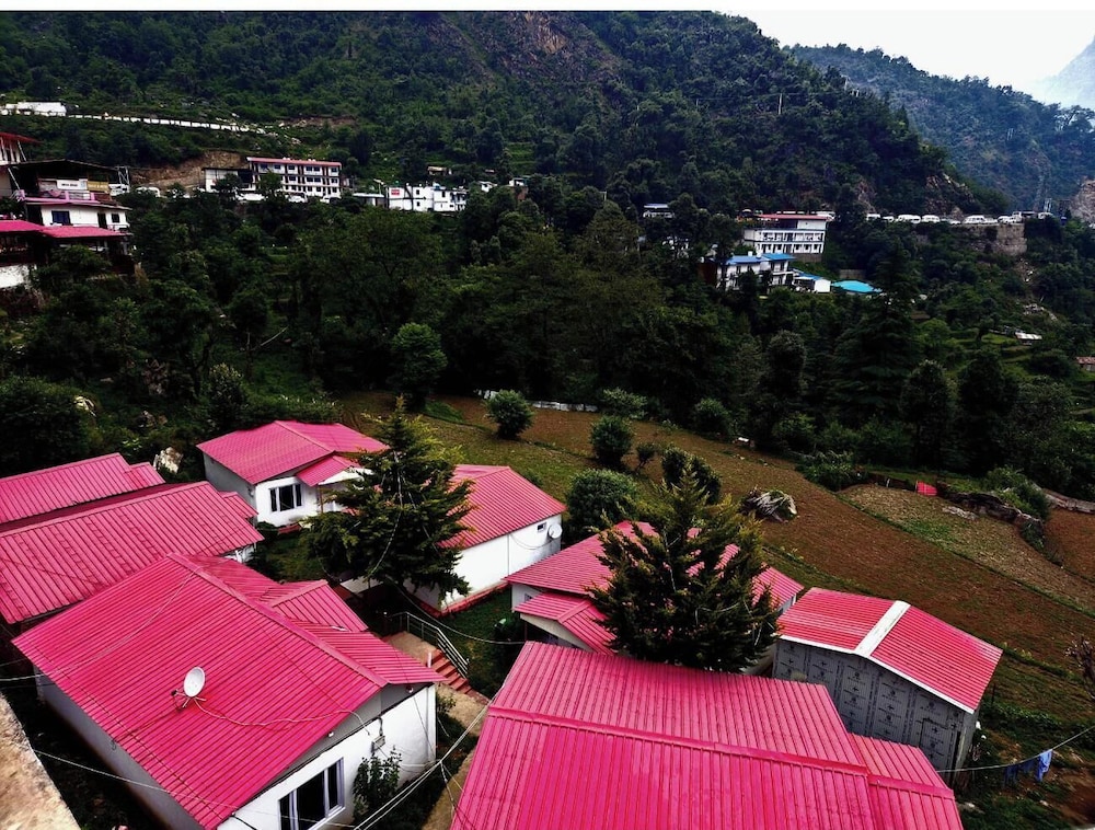 Shri Narayan Resort