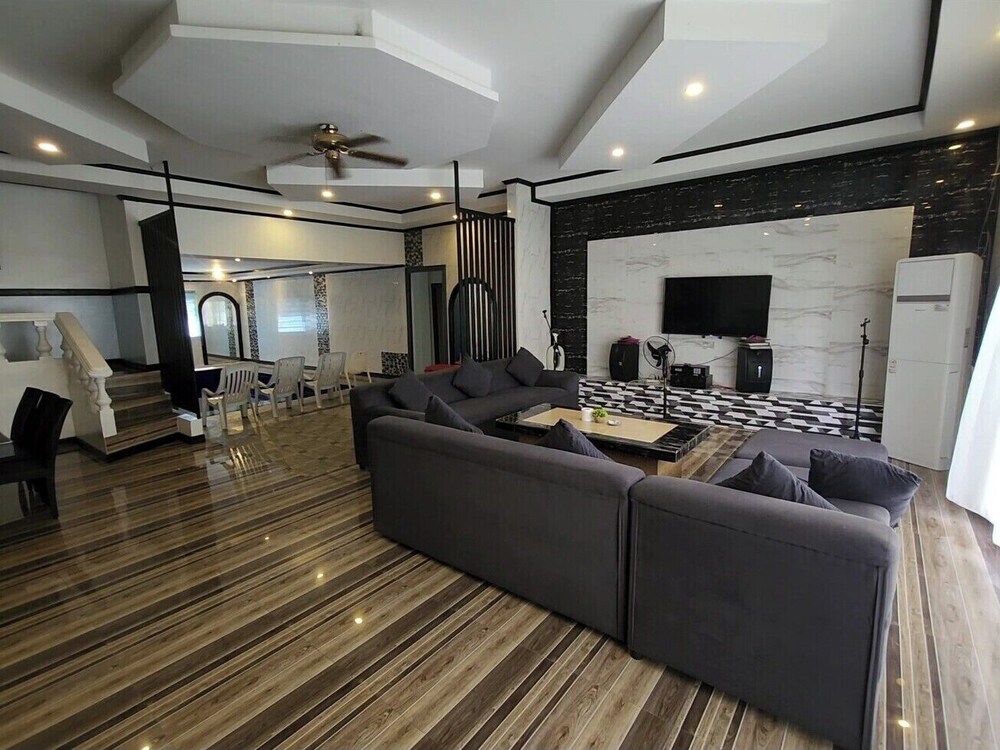 Jewelry Resort and Villas Tagaytay