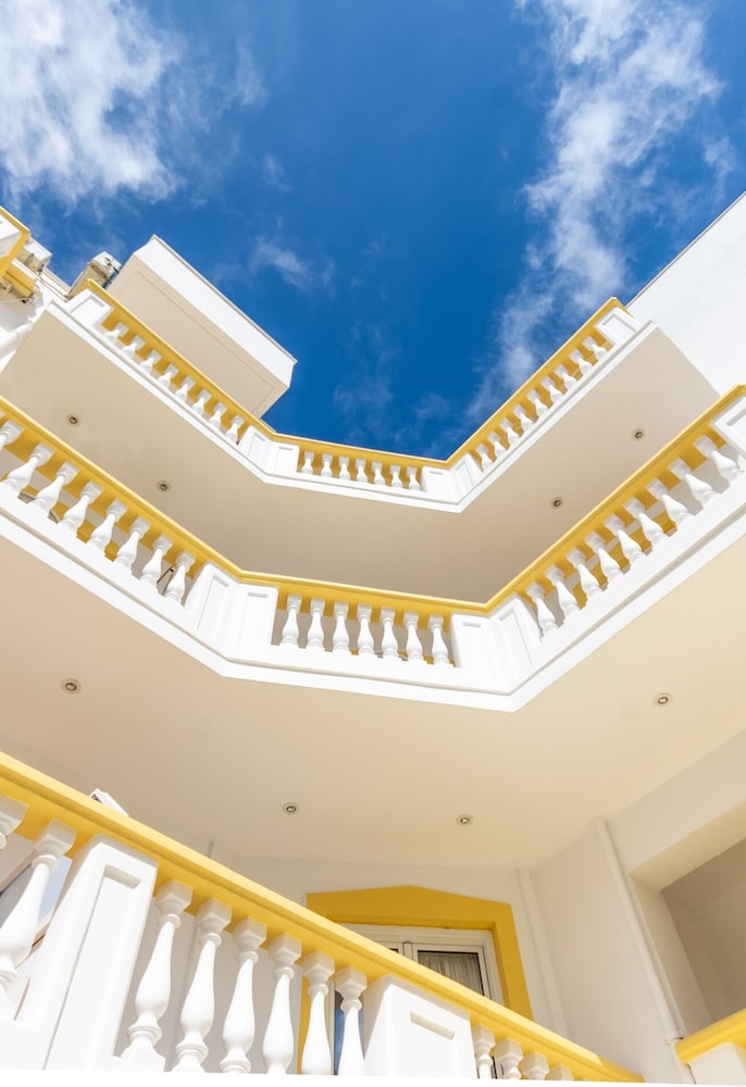 Irini Apartments