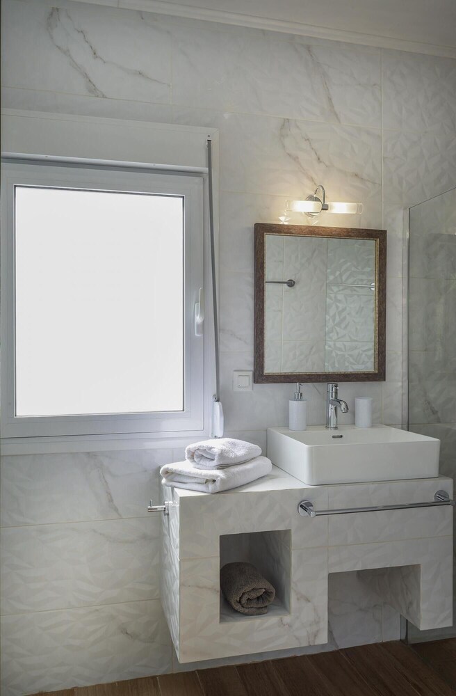Villa Anemos by Estia