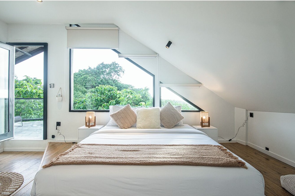 Stunning 6BR Villa 5 Mins to Bingin
