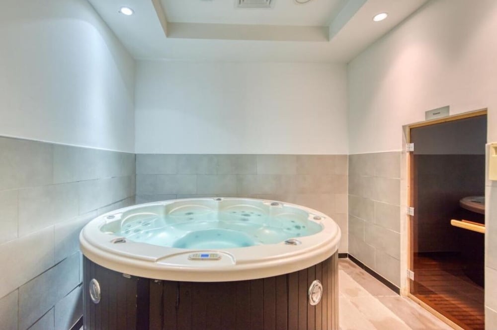 The Penthouse Near Burj Khalifa And Dubai Mall