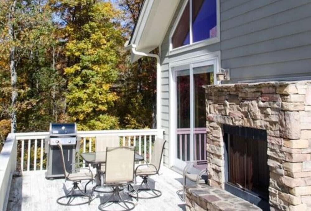 Vacation Home Near Golf Course Hiking Sleeps 20
