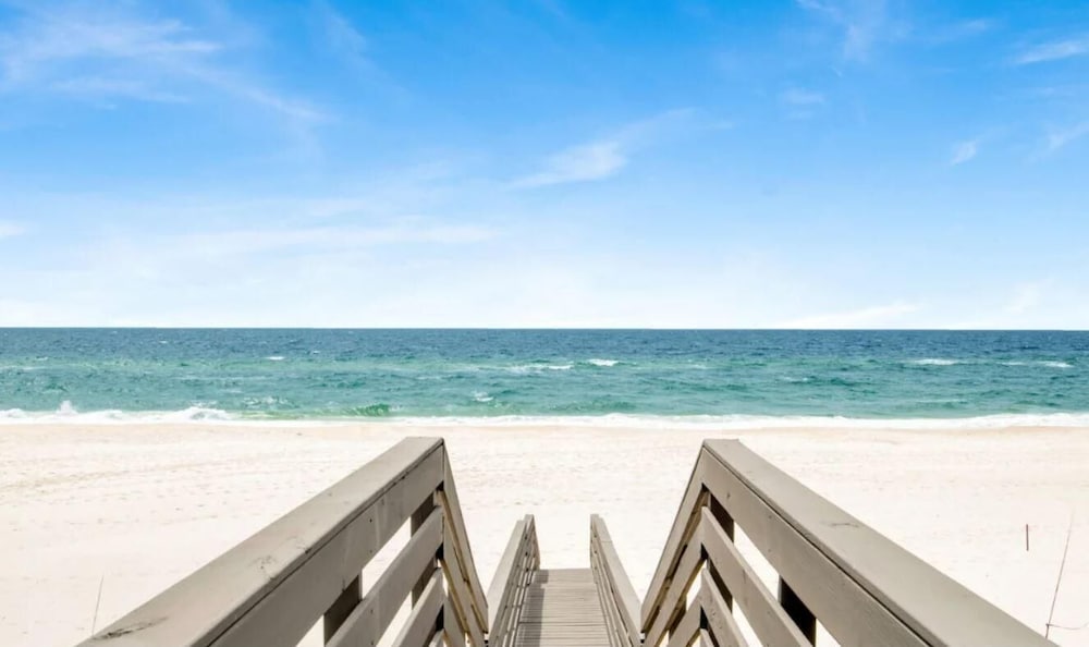 Sea La Vie at Eleanor Beach
