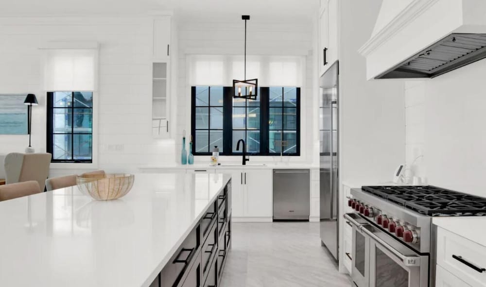 Sea La Vie at Eleanor Beach