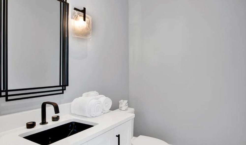 Sea La Vie at Eleanor Beach