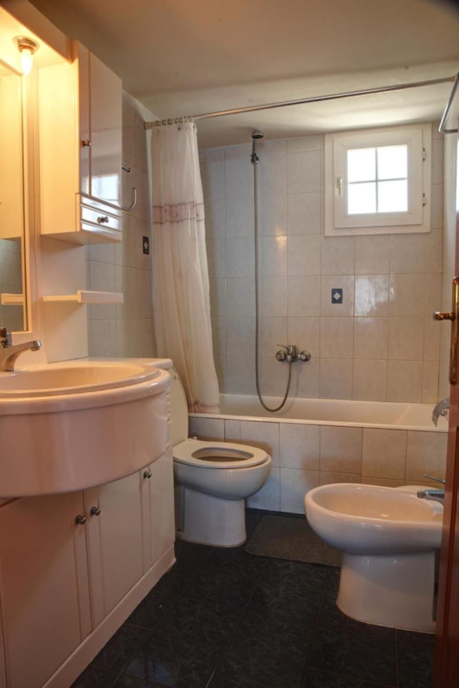 Villa Nefeli Large Private Pool Walk to Beach Sea Views A C Wifi Car Not Required - 2295 view 3