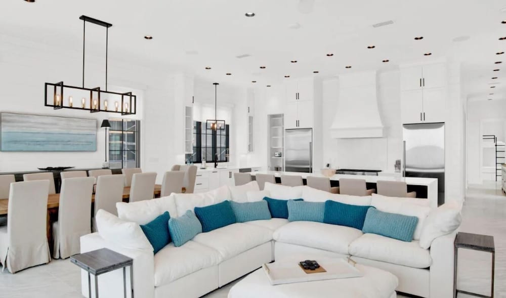 Sea La Vie at Eleanor Beach