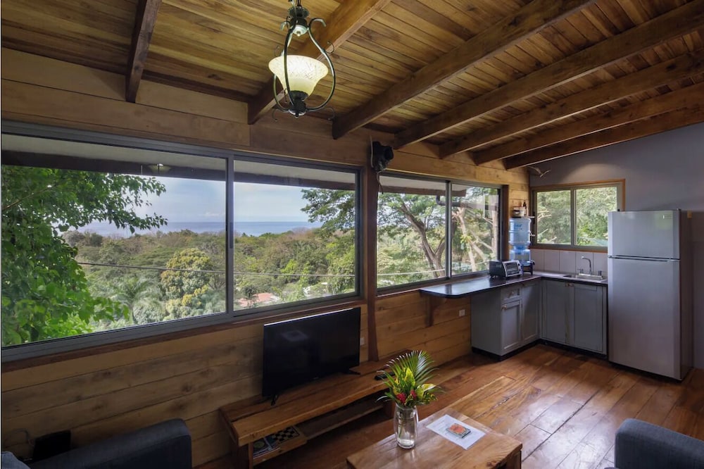 Sea View Paradise Retreat by Sea N' Rent