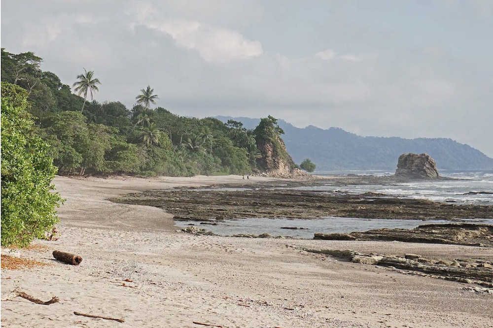 Sea View Paradise Retreat by Sea N' Rent