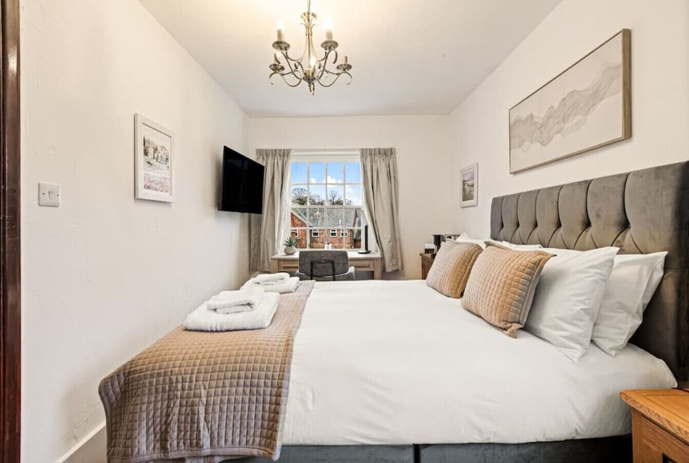 The George Inn Hotel Rooms - Room 6