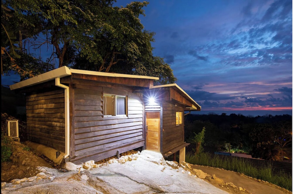 Sea View Paradise Retreat by Sea N' Rent