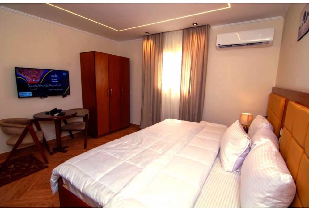 Three Pyramids Boutique Hotel