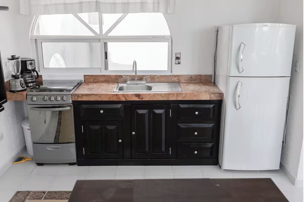 Studios walking distance to the beach