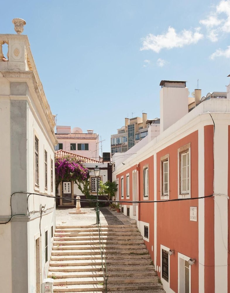 CASA AMORA Studio Apartments