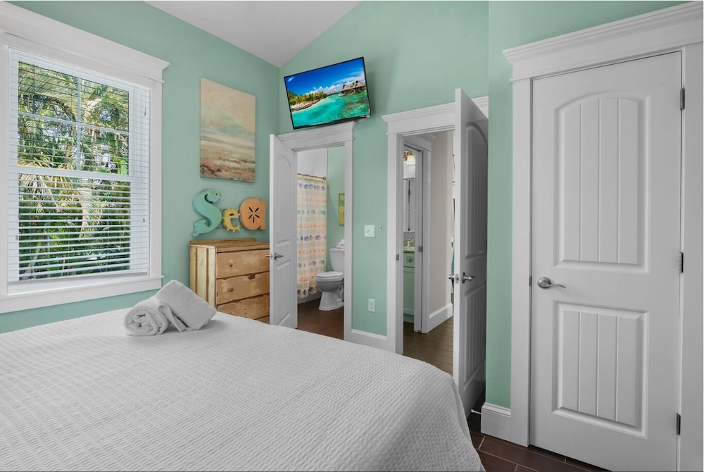 Sunset & Sand 4 Bedroom Townhouse