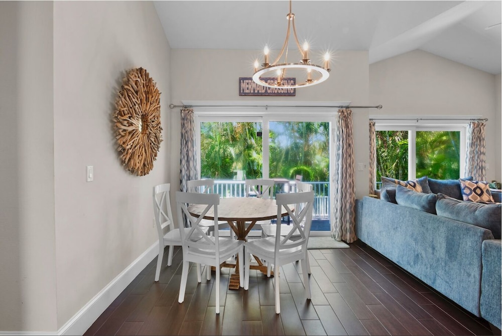 Sunset & Sand 4 Bedroom Townhouse