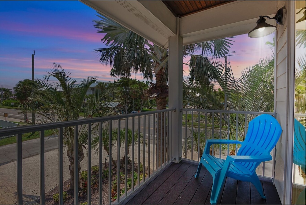 Sunset & Sand 4 Bedroom Townhouse