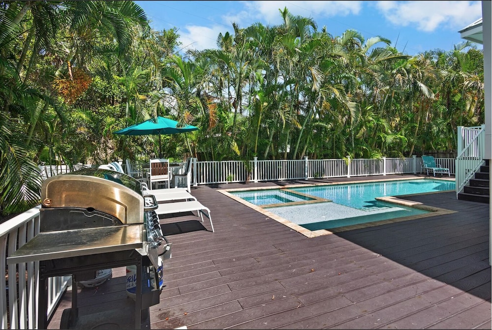 Sunset & Sand 4 Bedroom Townhouse