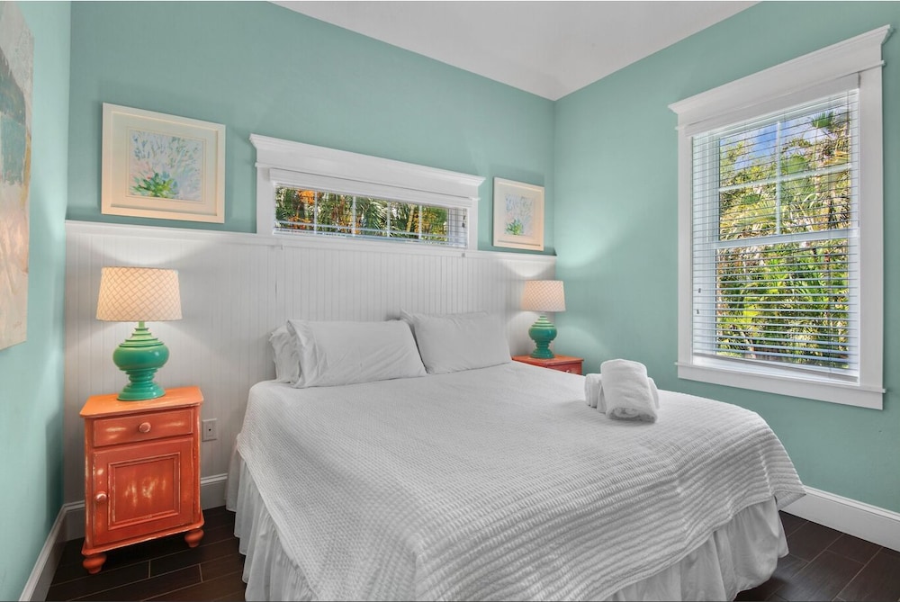 Sunset & Sand 4 Bedroom Townhouse