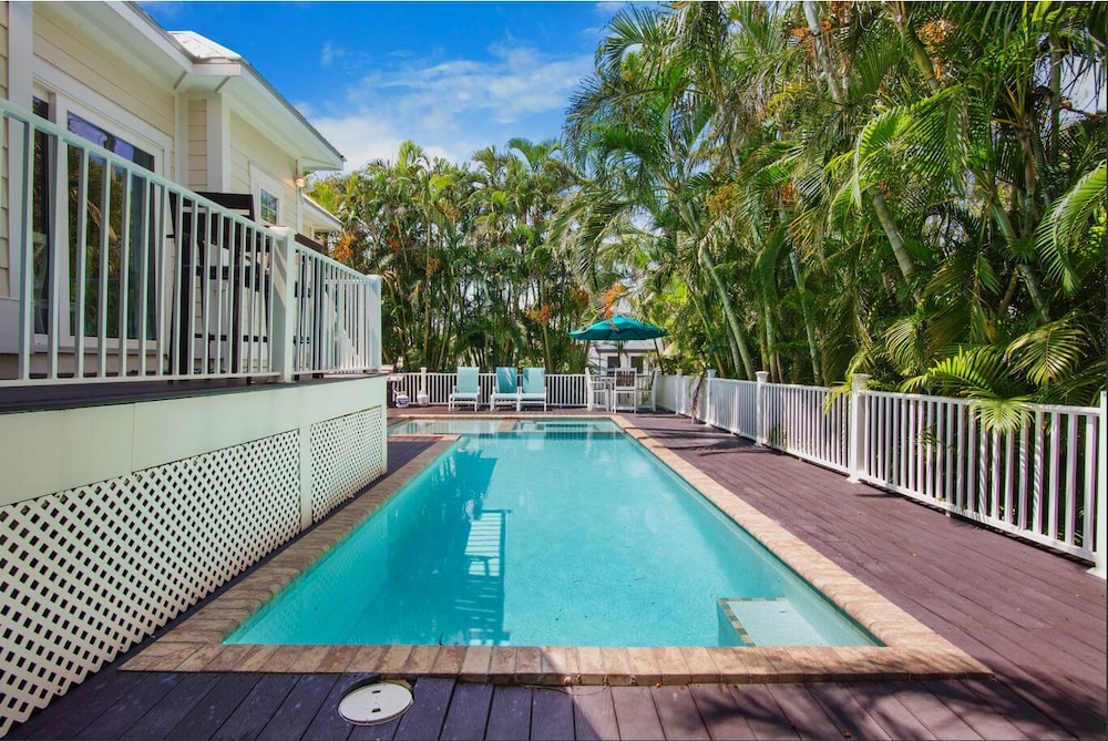 Sunset & Sand 4 Bedroom Townhouse