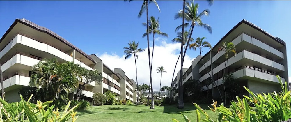 White Sands Village 214 Modern Condo for 4 w/ Enviable Ocean Views!