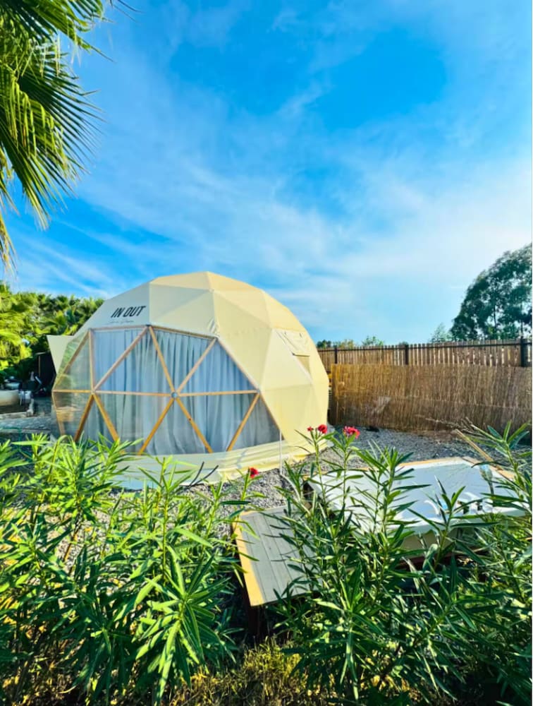 In Out Resort Glamping