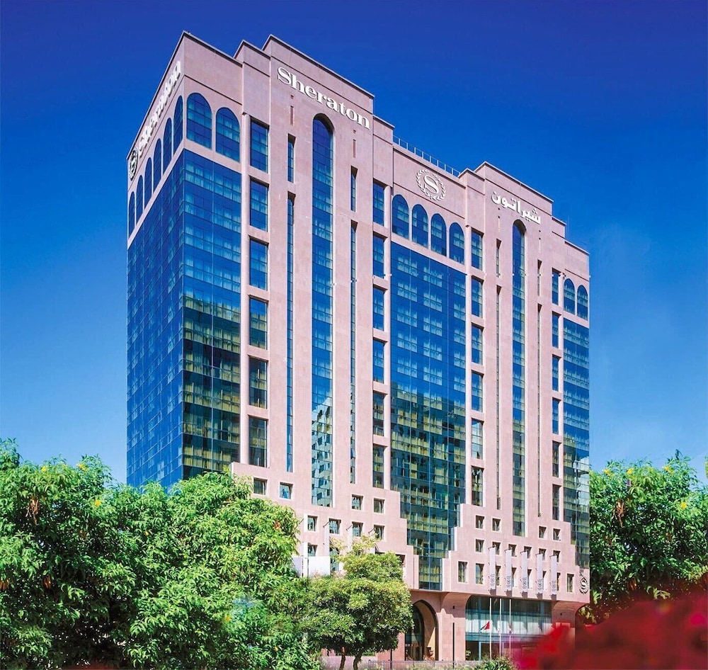 Hotel Sheraton Khalidiya Hotel - Image 1