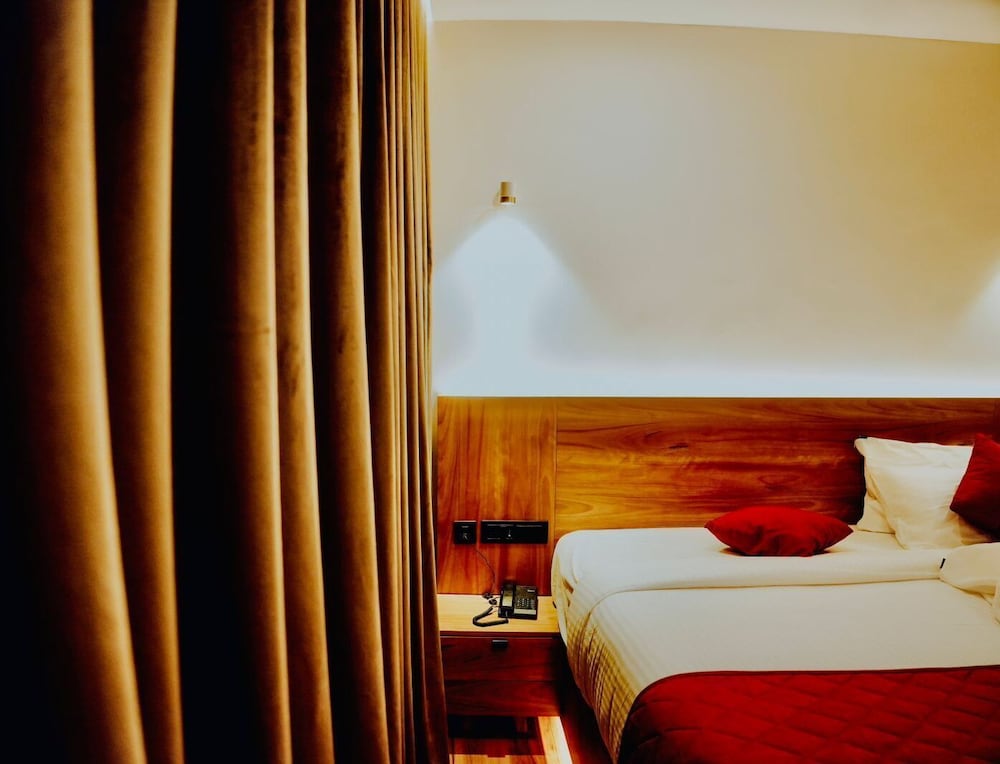 ZAAD SUITE