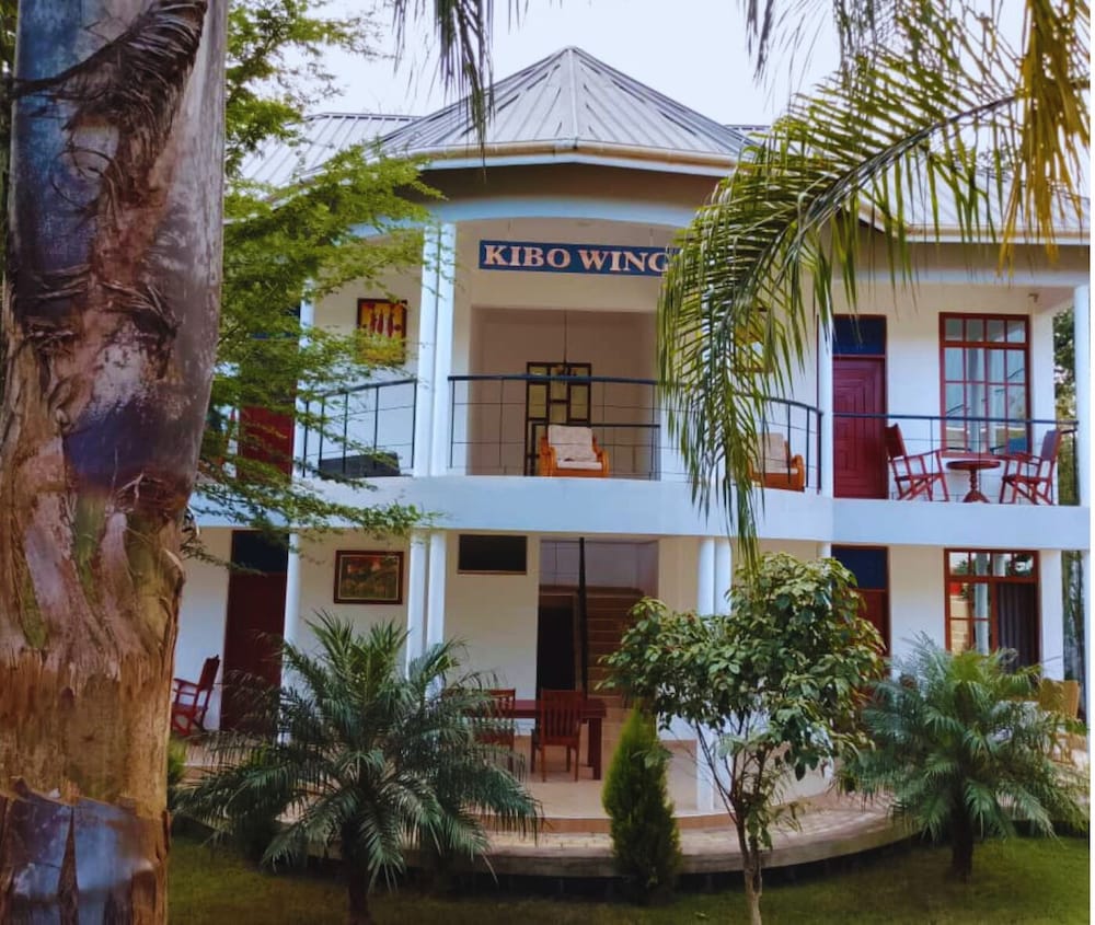 Hellen's Riverside Villas