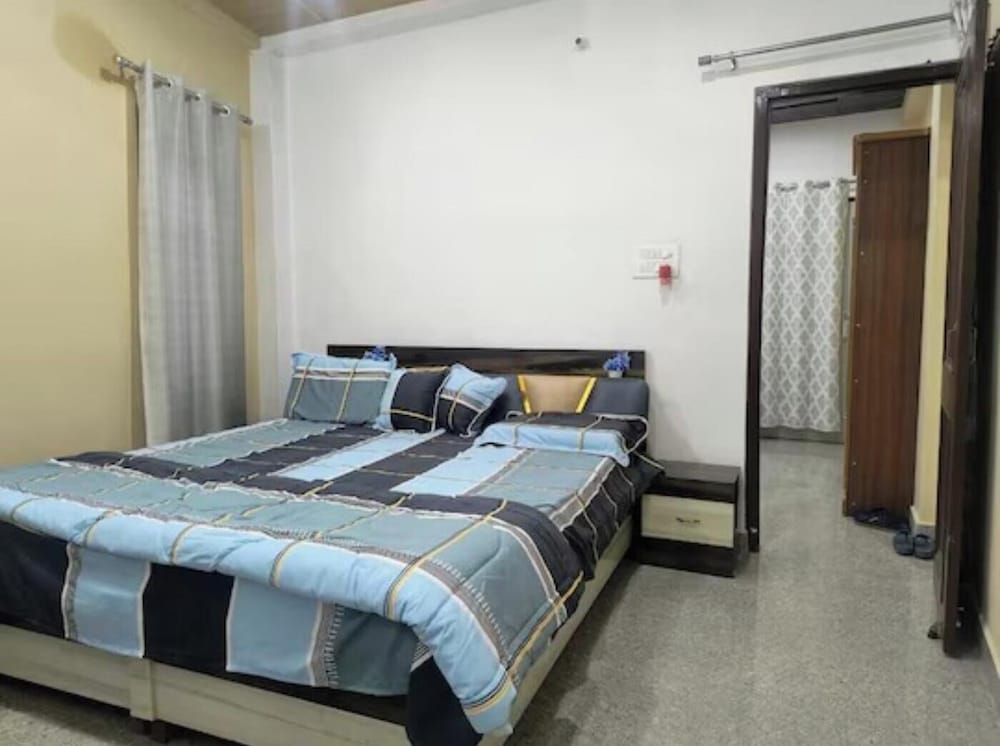 Pooja Homestay