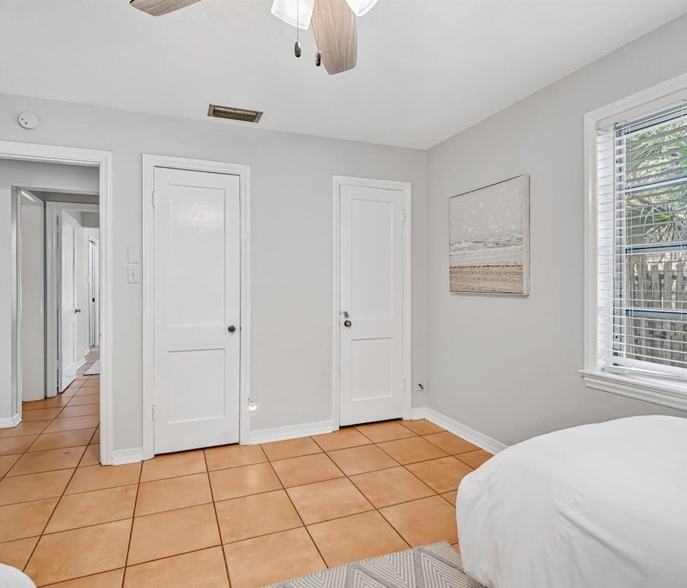 Downtown Sarasota 2BR Cottage