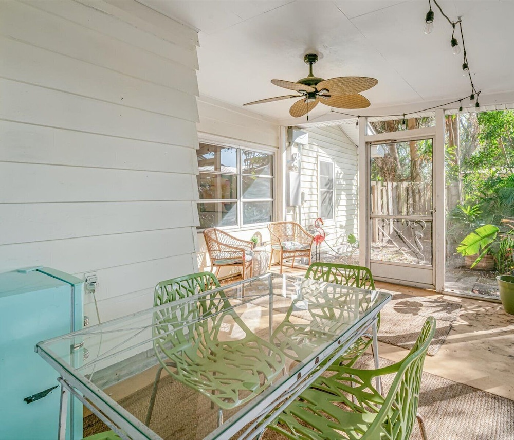 Downtown Sarasota 2BR Cottage
