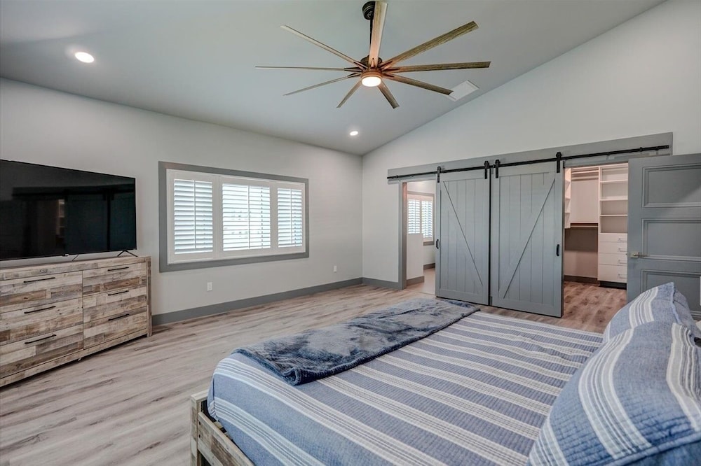 836 San Carlos Drive 4 Bedroom Home view 2
