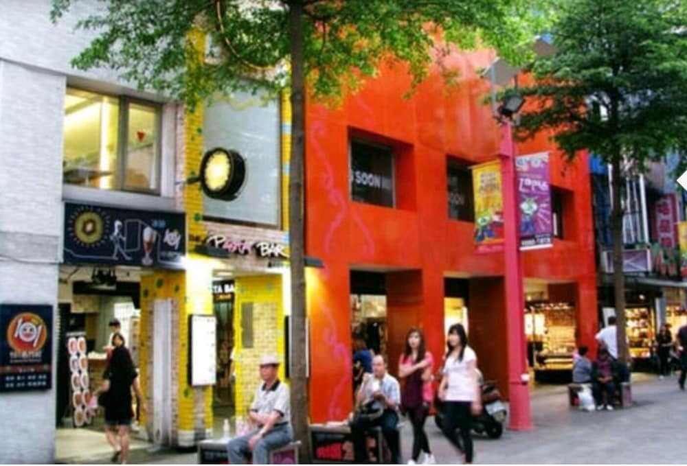 Super Star Hostel