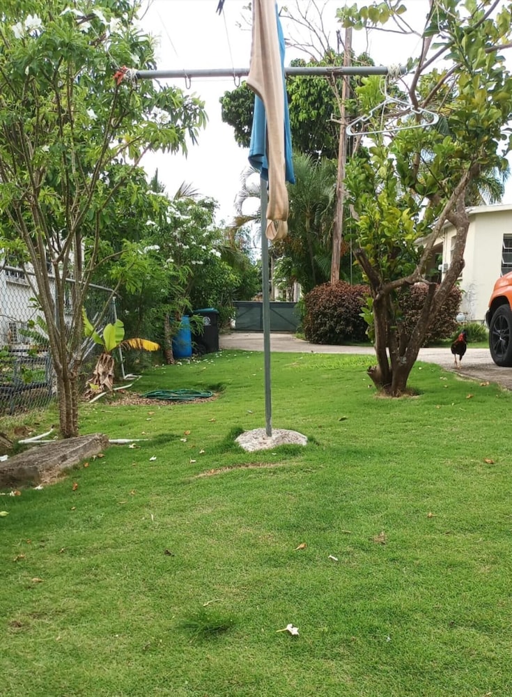 Charming 2-bed Villa in The Garden