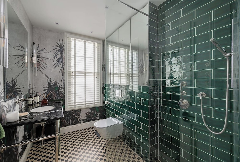 Luxury House Next To Chelsea Battersea Park