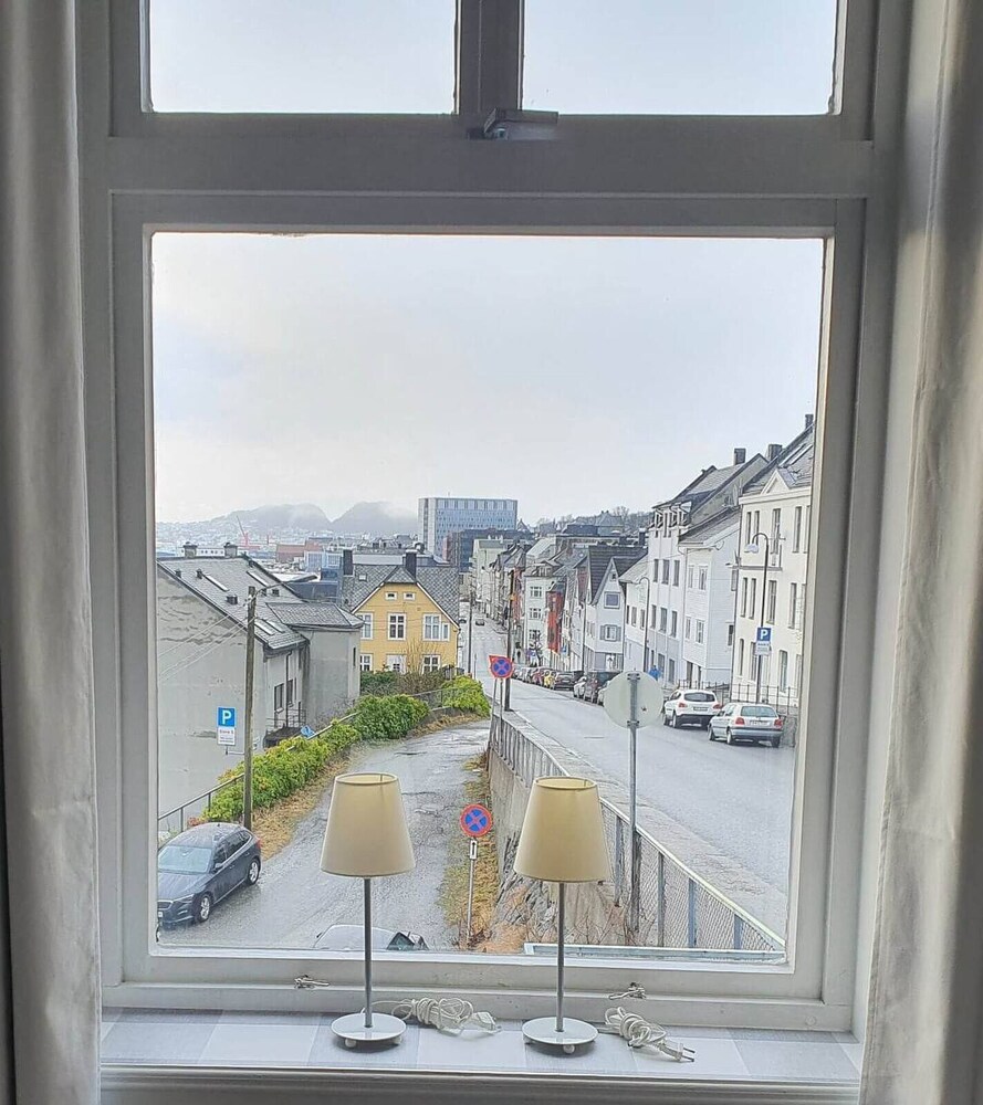 Cozy, Central, Ocean View