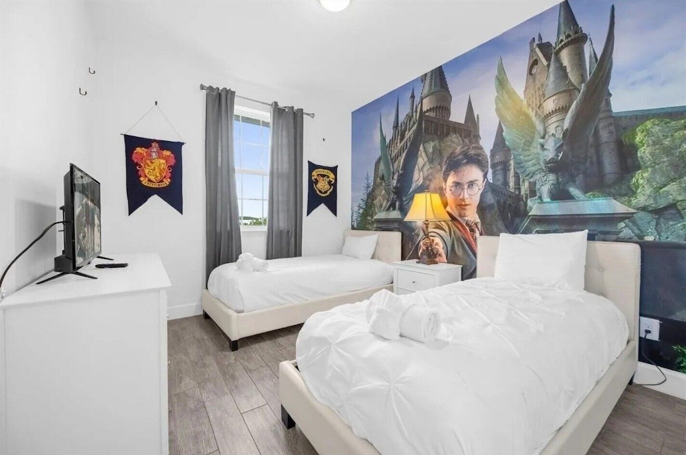 450cd-the Enclaves At Festival 5 Bedroom Townhouse