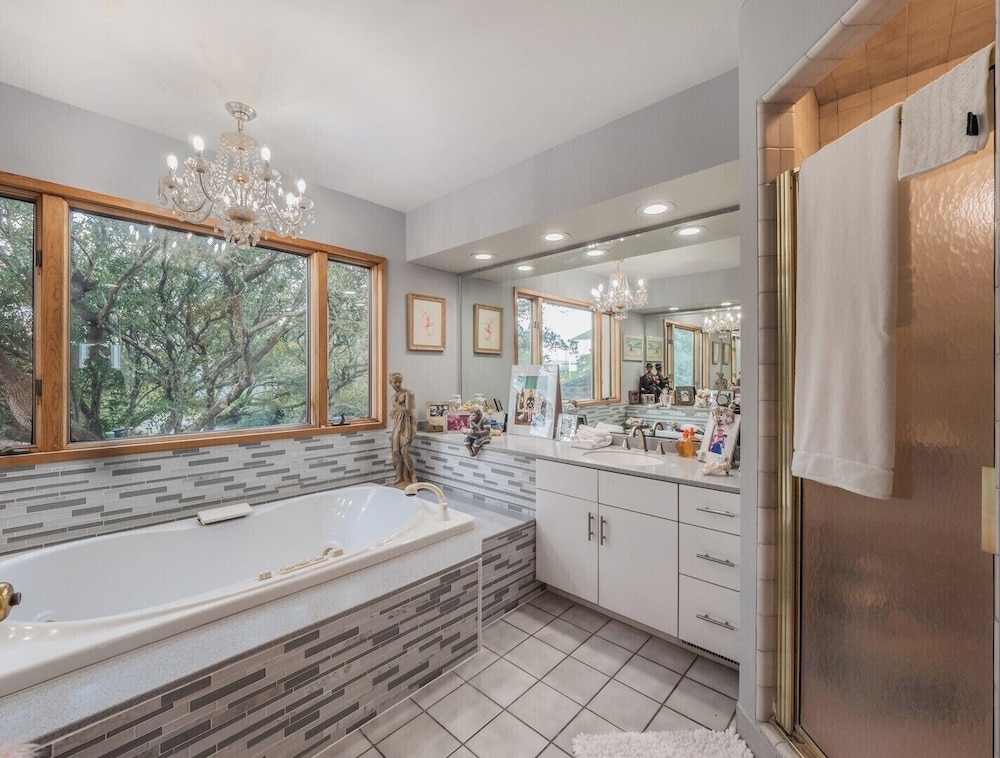 Nicholson Oaks by Topsail Realty