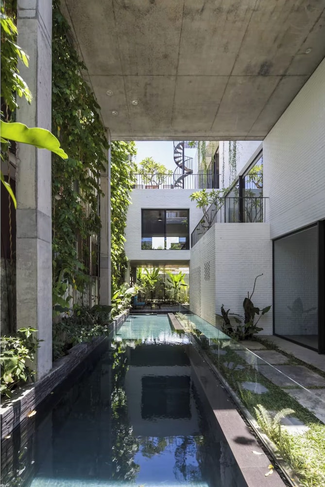 Thang House - Close To Nature