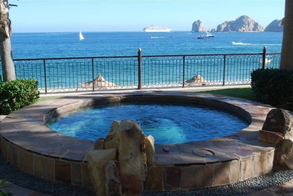 Del Palmar Villa 2