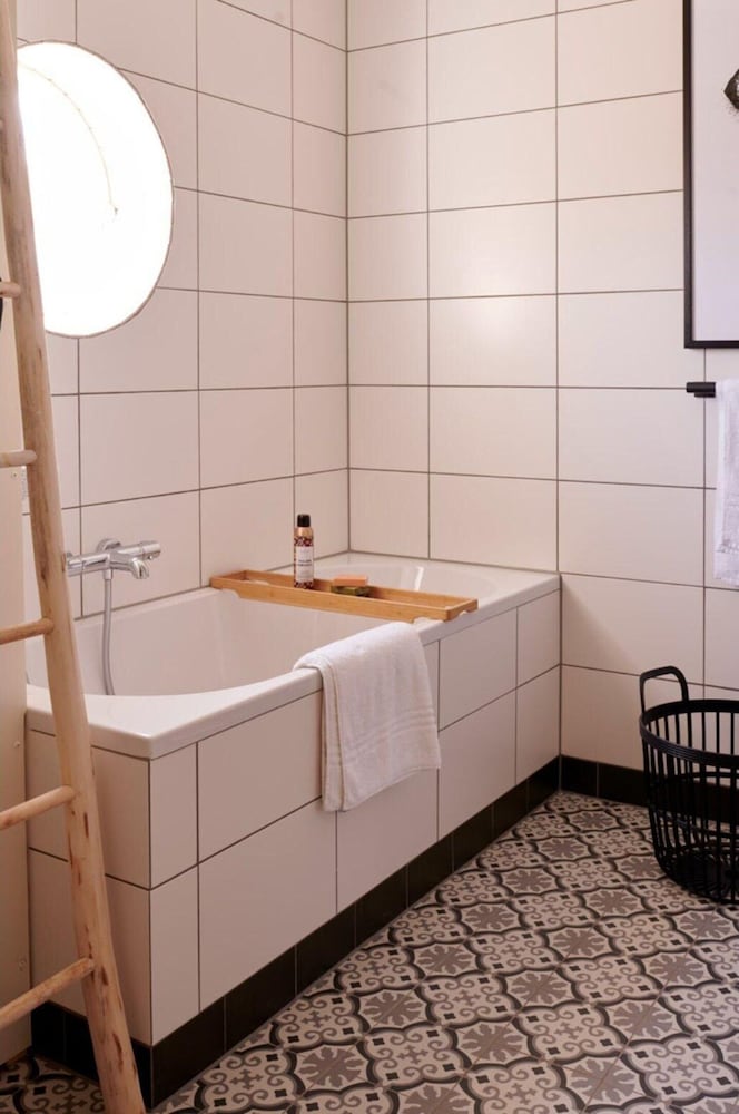 Holiday Home in Baarlo With Wood-fired Hot Tub, photo 16